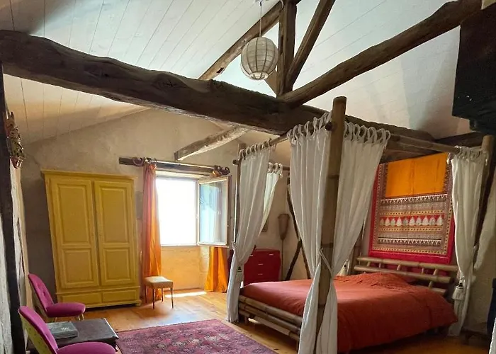 L'arbre Penche Oda ve Kahvaltı